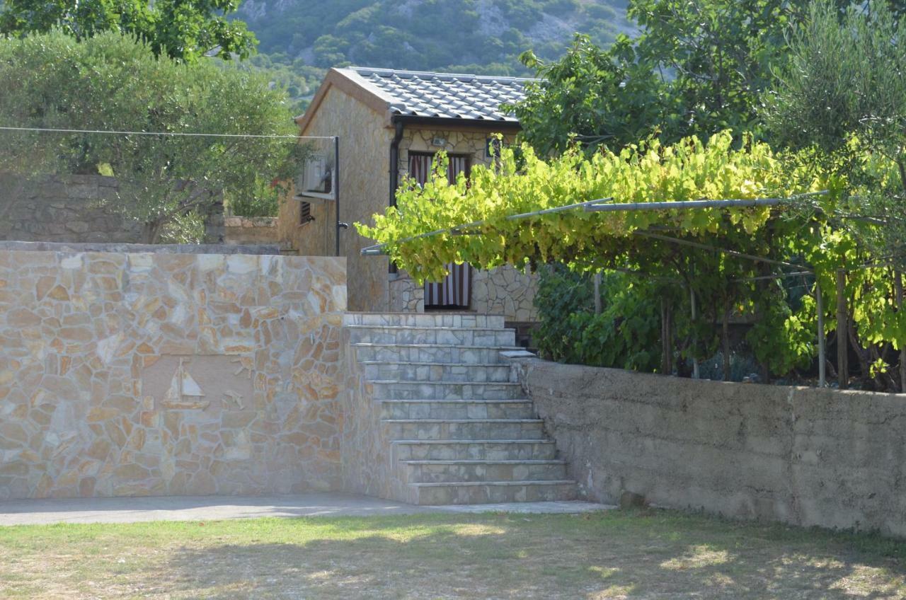 Holiday Home Garina Draga Bascanska Exterior photo